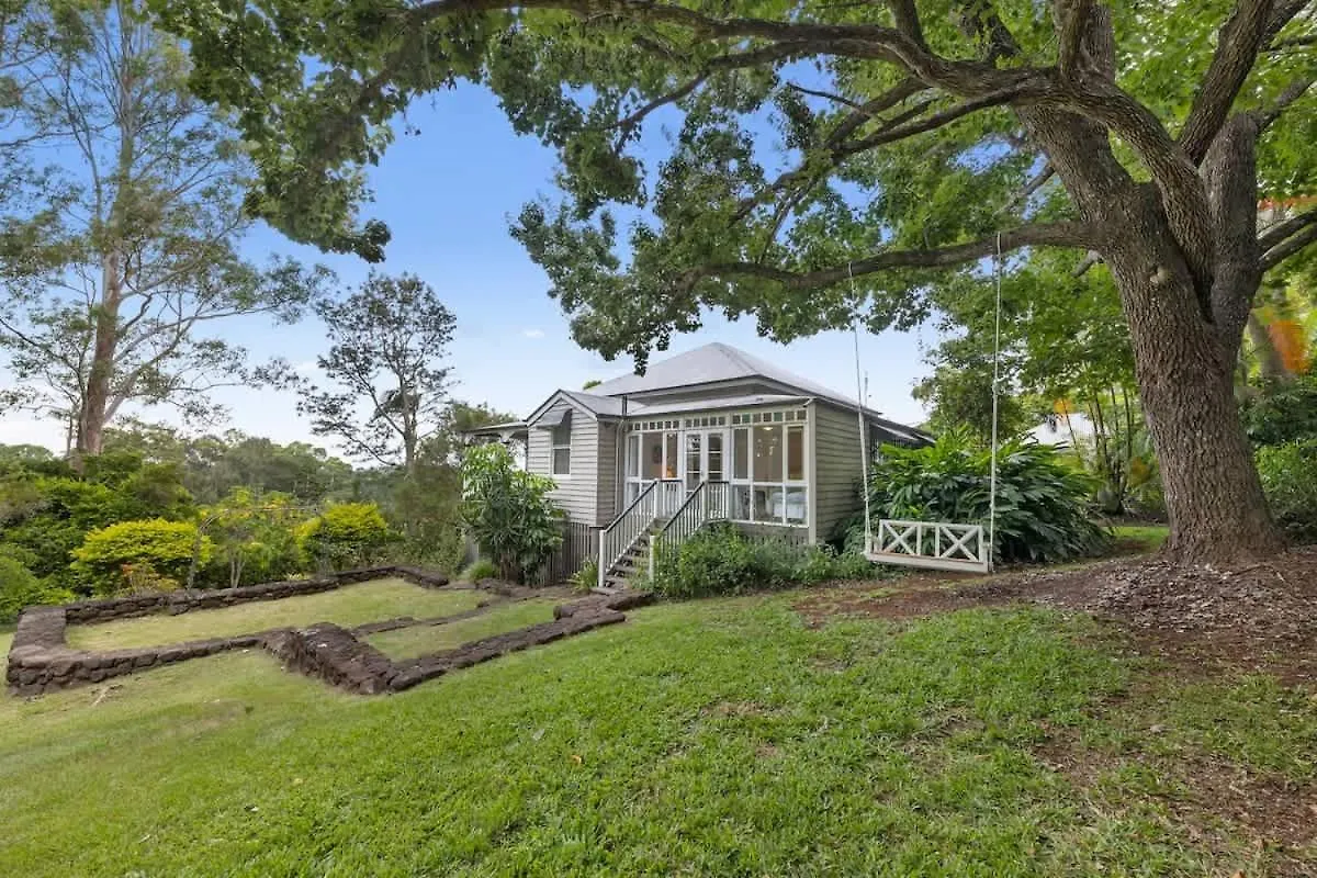 The Little Queenslander - Maleny Circa 1888 Balmoral Ridge