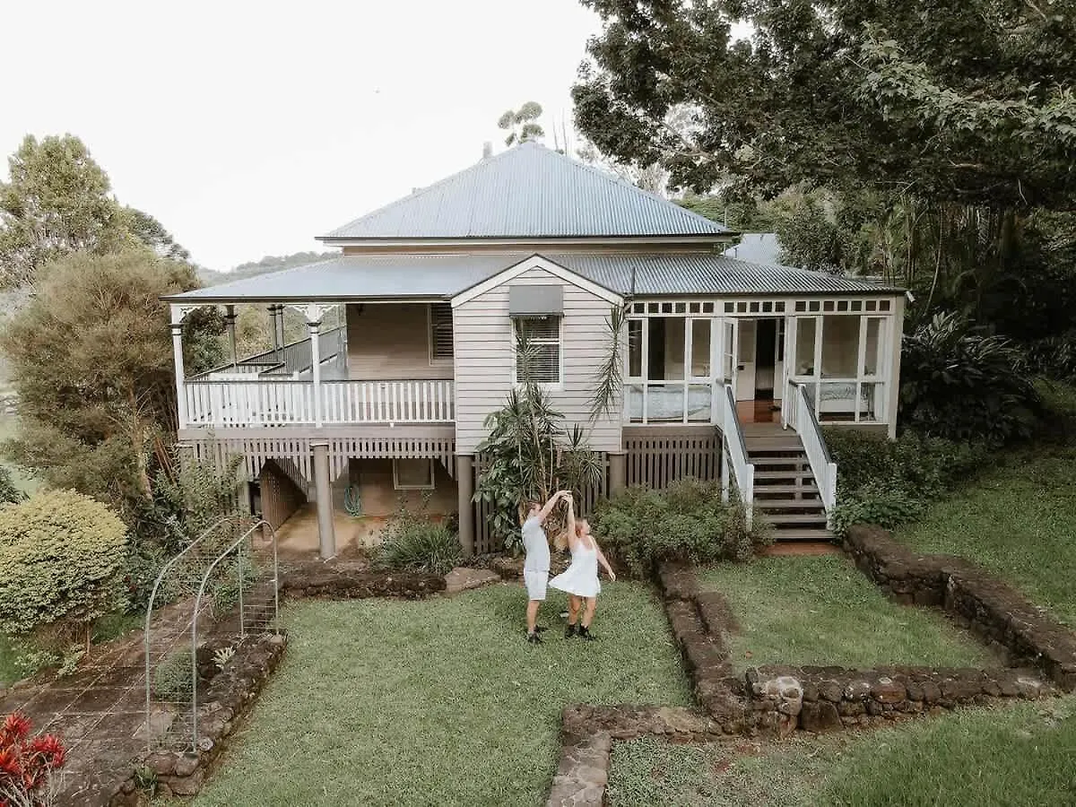The Little Queenslander - Maleny Circa 1888 Balmoral Ridge Australia